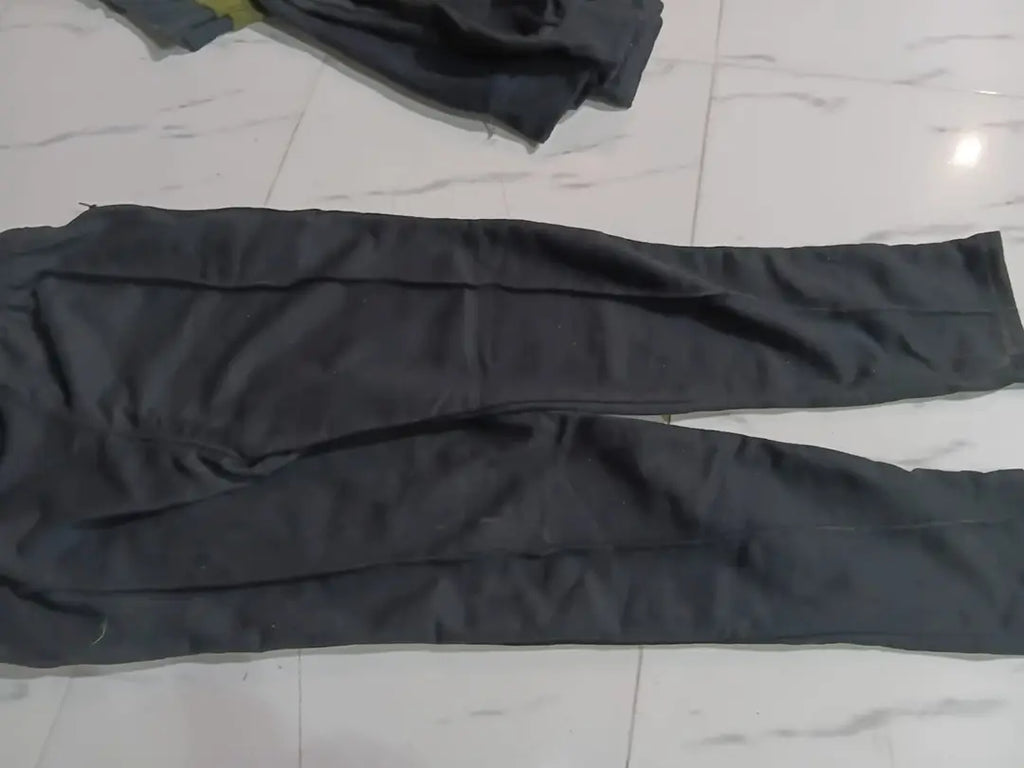 1 Pc Men's Cotton Plain Pleated Trousers